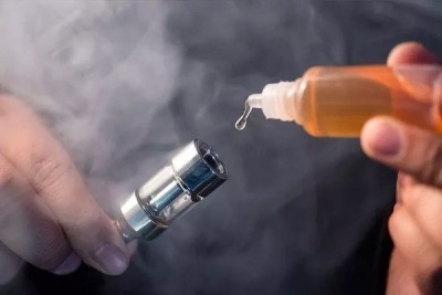 Как правильно заправлять жидкость в электронную сигарету?